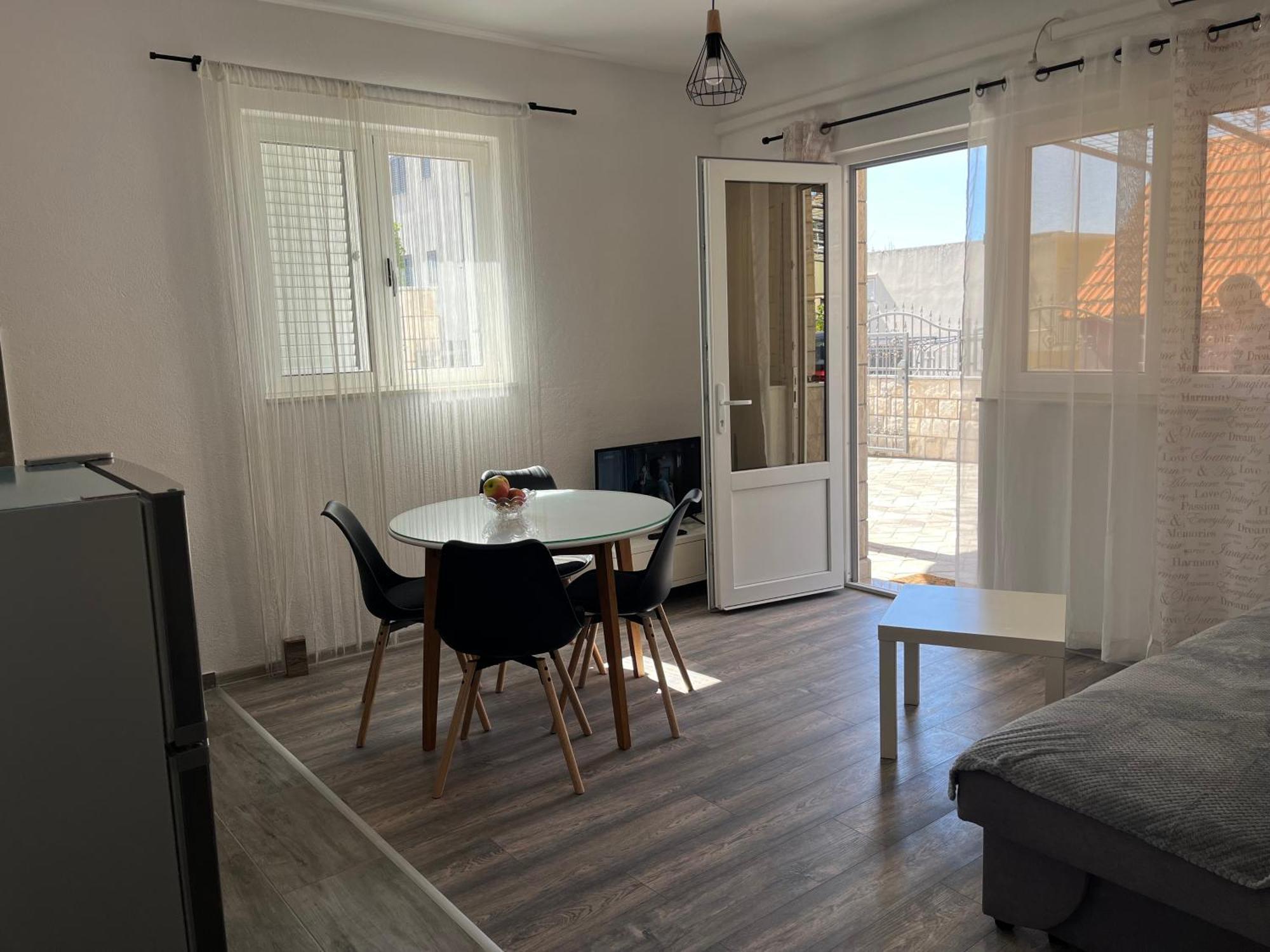 Apartment Makarska M&I, Free Private Parking Εξωτερικό φωτογραφία