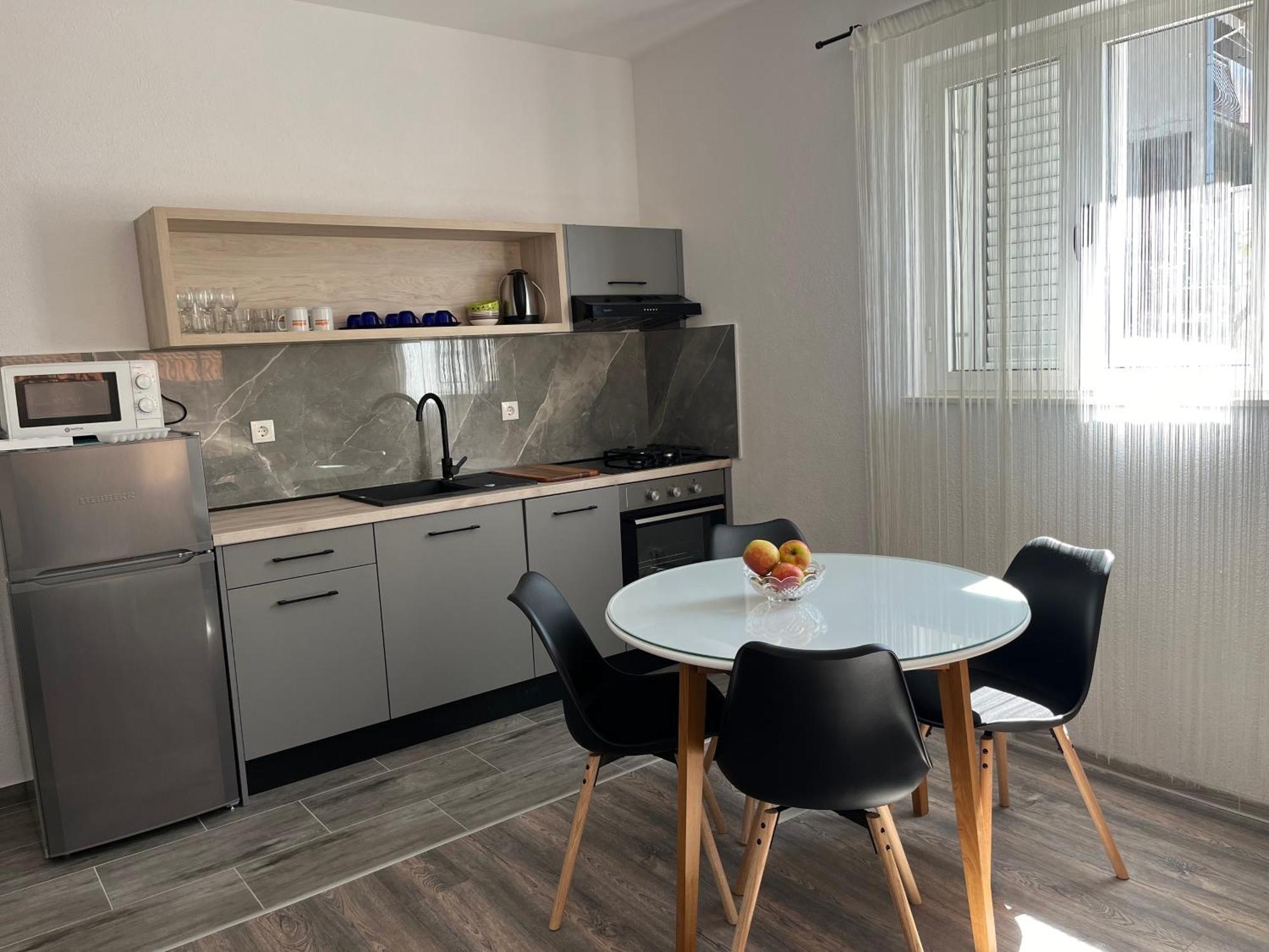 Apartment Makarska M&I, Free Private Parking Εξωτερικό φωτογραφία