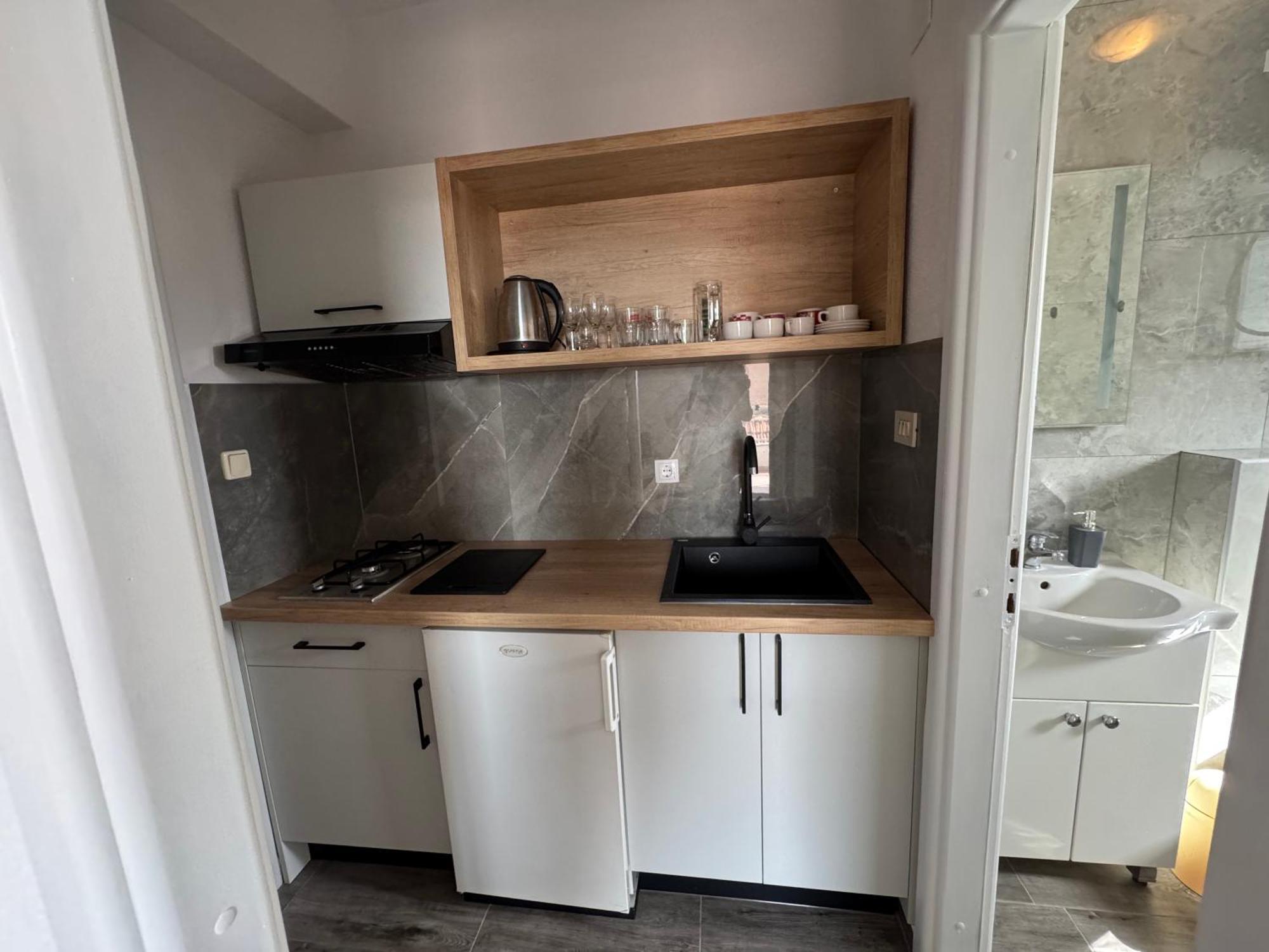 Apartment Makarska M&I, Free Private Parking Εξωτερικό φωτογραφία