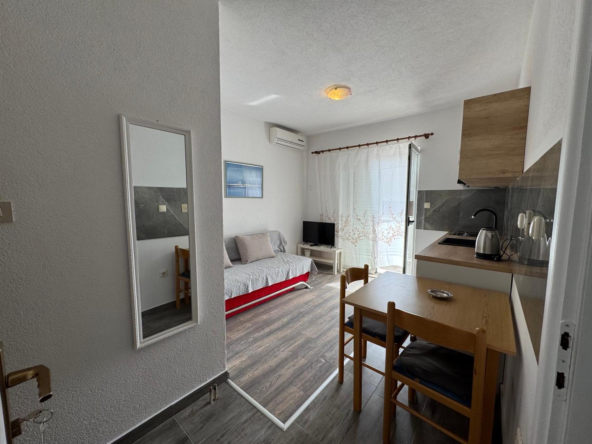 Apartment Makarska M&I, Free Private Parking Εξωτερικό φωτογραφία