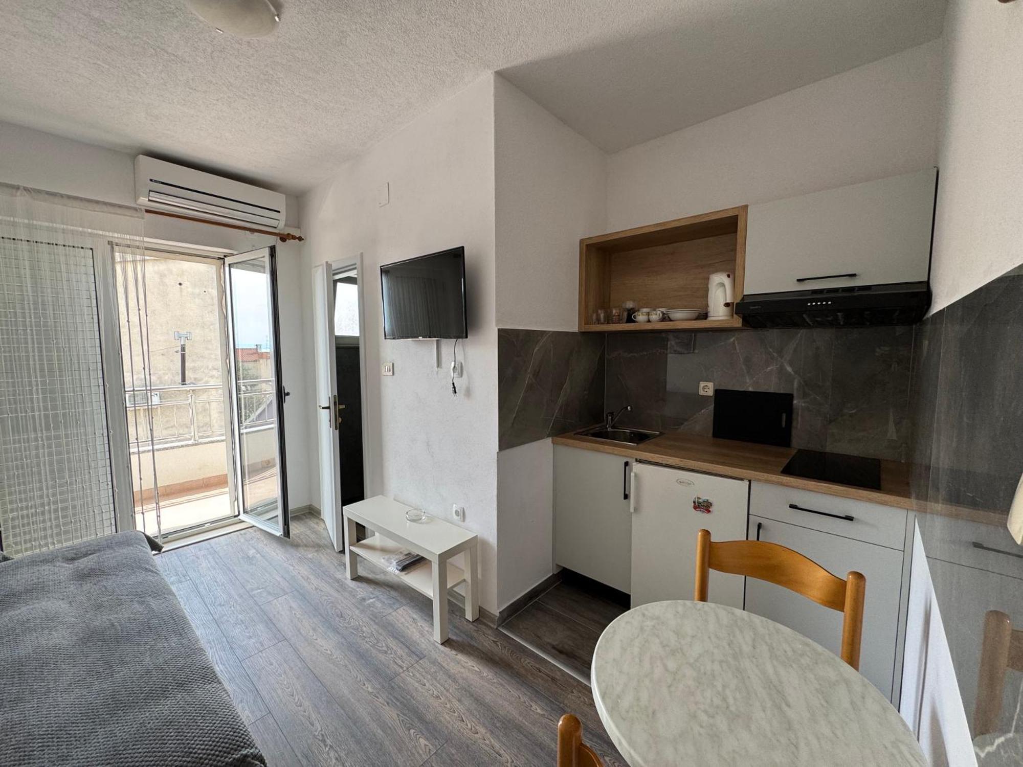 Apartment Makarska M&I, Free Private Parking Εξωτερικό φωτογραφία
