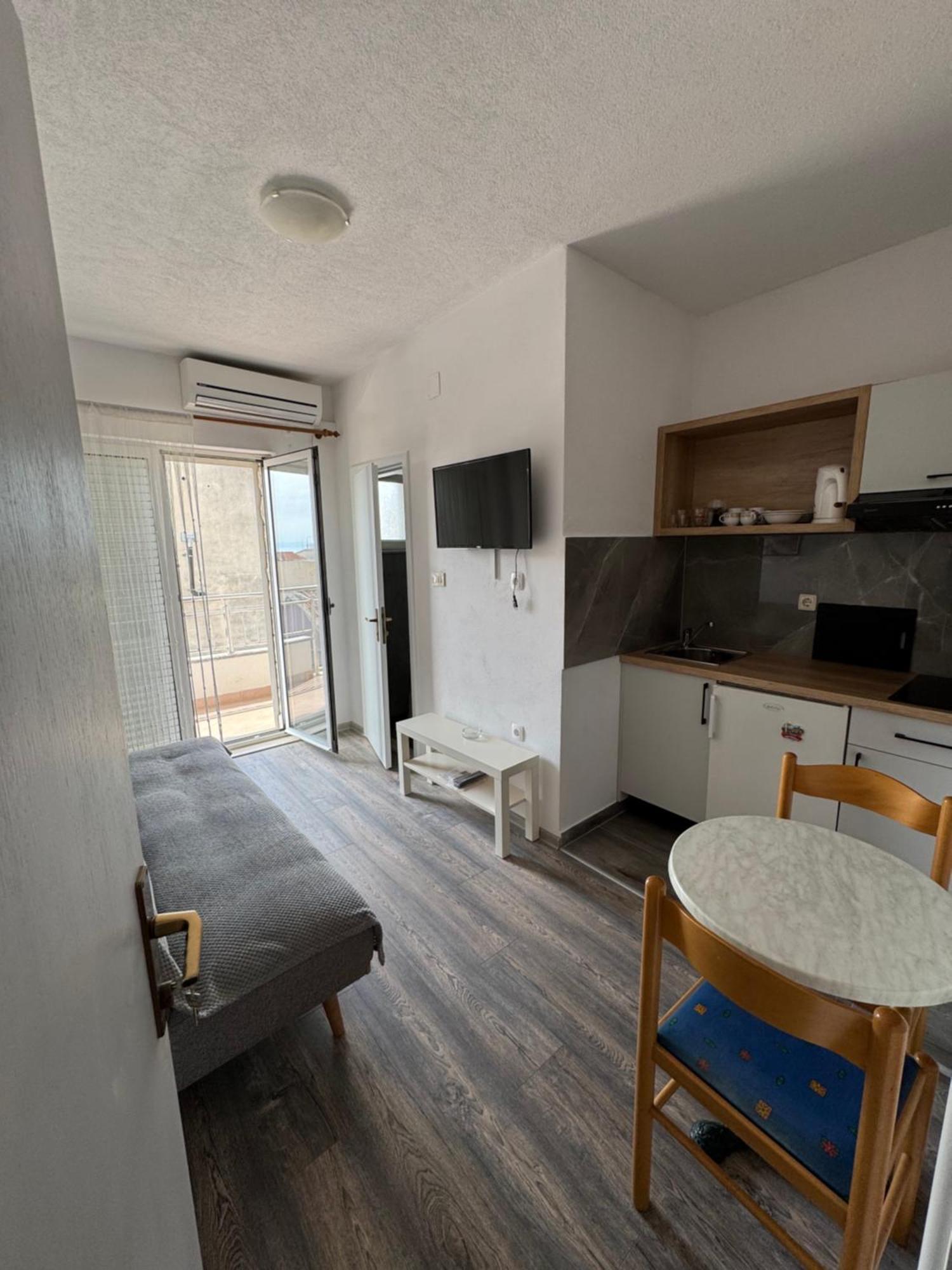 Apartment Makarska M&I, Free Private Parking Εξωτερικό φωτογραφία